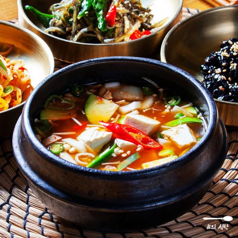 B의식탁 두부 야채 집밥 된장찌개 밀키트 2인분