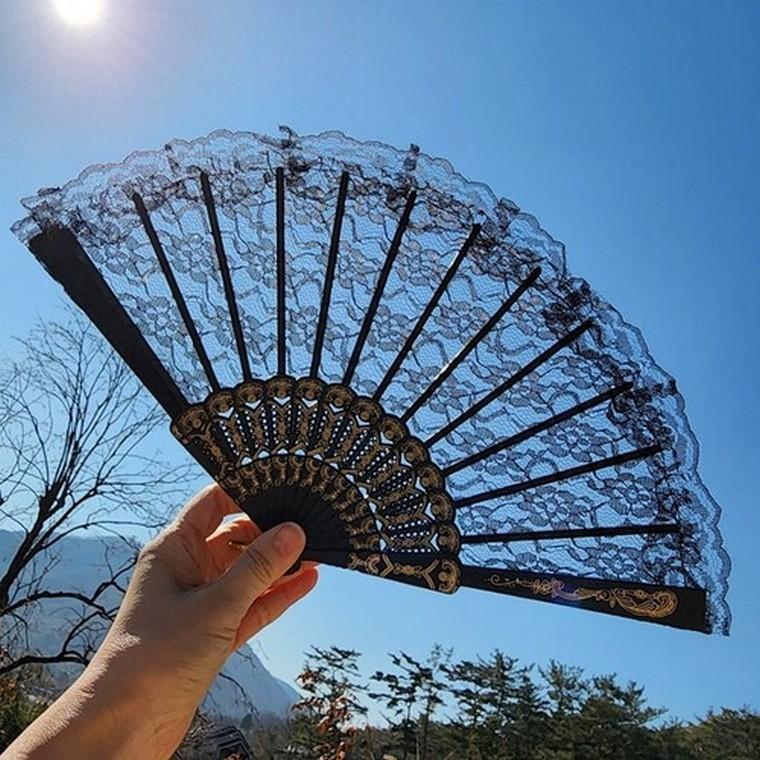 수공예 대나무 여성용 부채 행사용 댄스 사진촬영 블랙 레이스 접이식