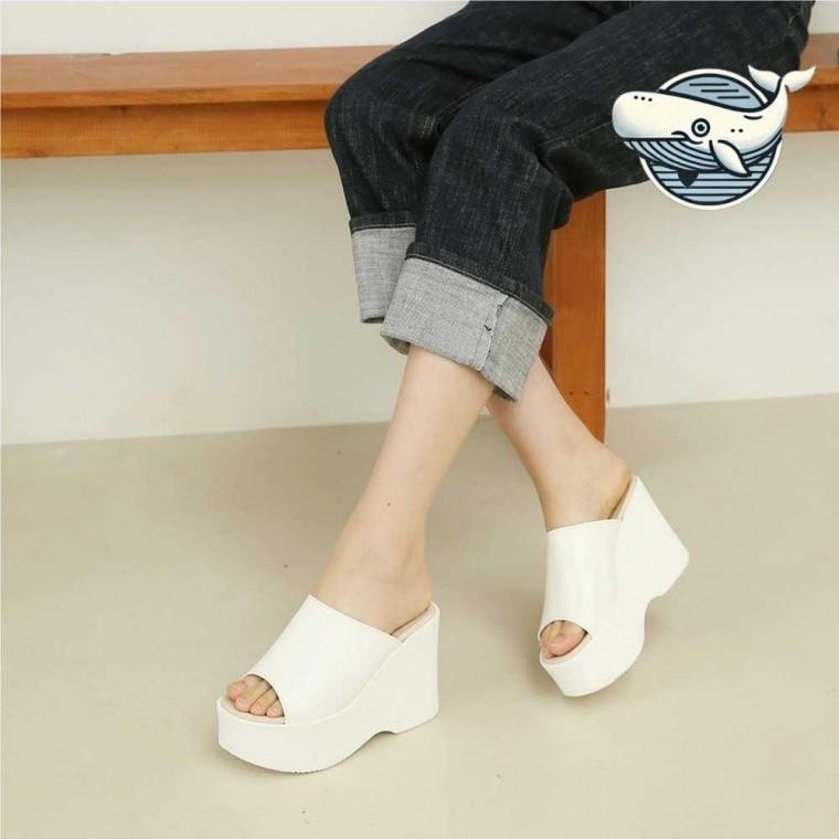 실내 키높이 여성용 올화이트 통굽 슬리퍼 실용