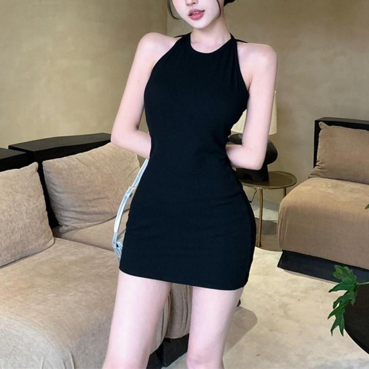 SU] 원피스 미니 홀터넥 뒷트임 슬림핏 스트랩