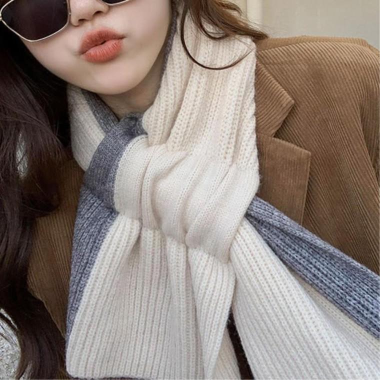 여성머플러 부드러운 매치가잘되는 간편한스타일 고리목도리 숏머플러 니트