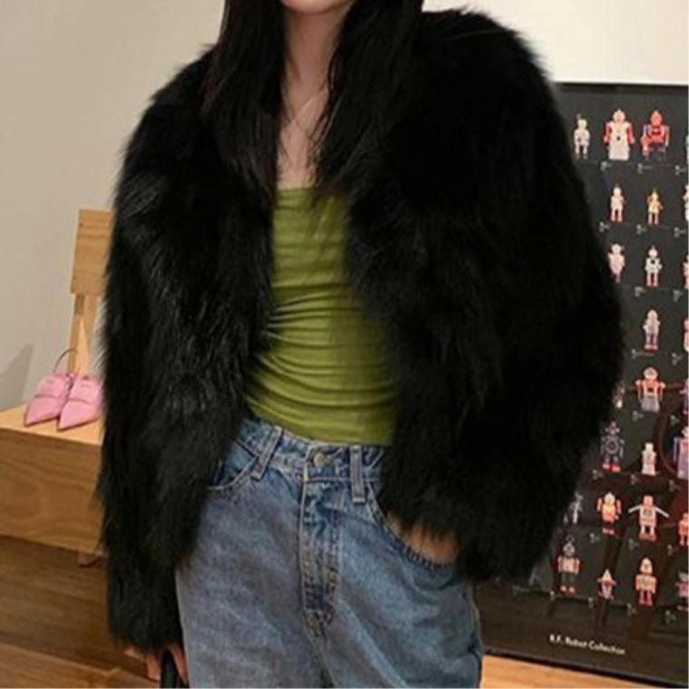 결혼식코디 데이트룩 점퍼 파티룩 퍼자켓 30대여성 숏 일상룩 간절기코디룩