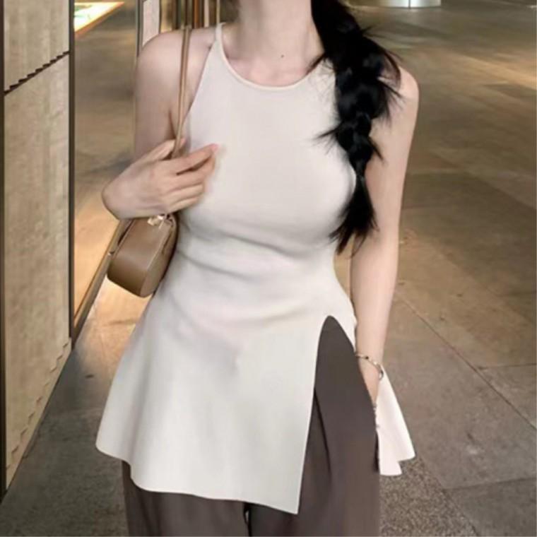 슬리브리스 일상코디룩 롱 여름티 단정한스타일 여성모던룩 홀터넥 나시