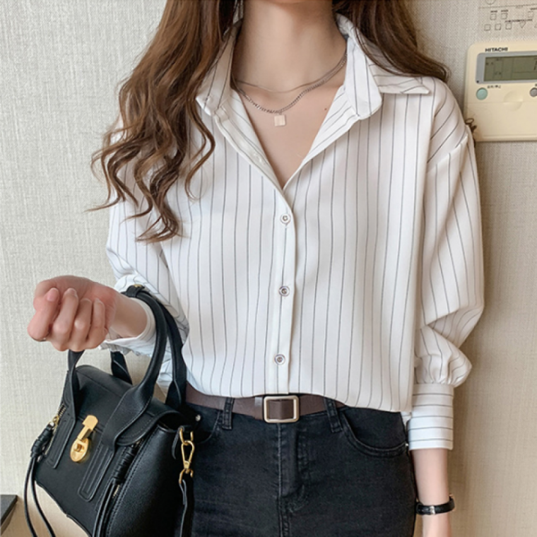 긴팔 스트라이프 여성 셔츠 모던핏