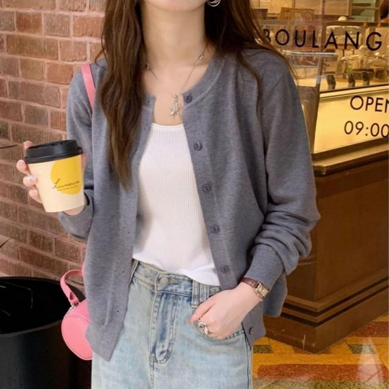 여성 데일리 가디건 라운드넥 캐주얼룩 심플핏