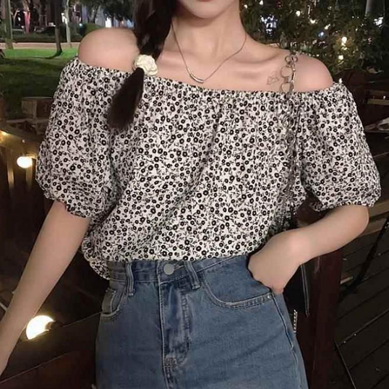 여성 플라워 프릴 오프숄더 블라우스 상의