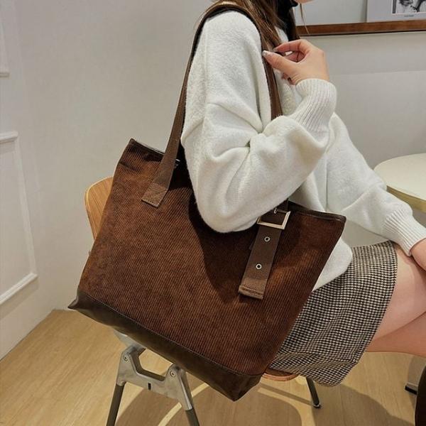 가죽가방 캔버스백 여성용 데일리백 출근가방 끈