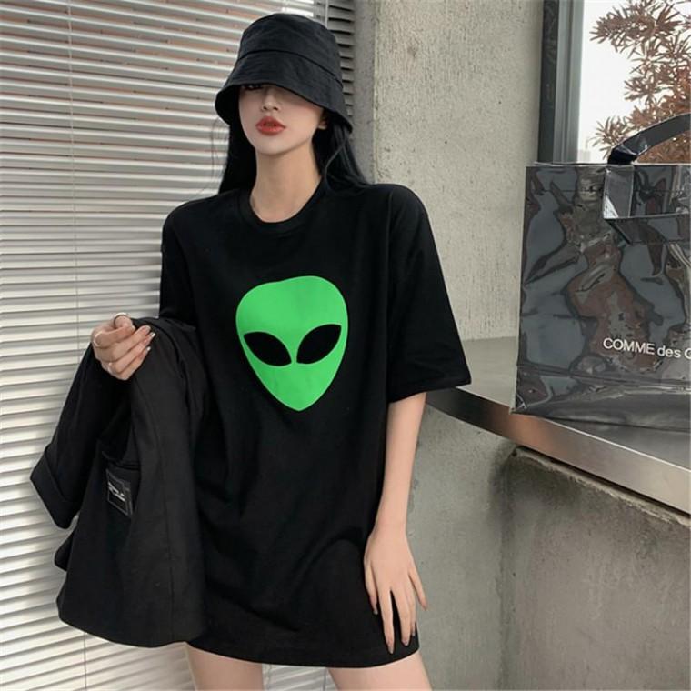 외계인 여성 반팔 티숙 BI00500 옆트임 루즈핏 레이어드 반팔티 여성 티 박시 p 나시 캐릭터 티숙 면원피스