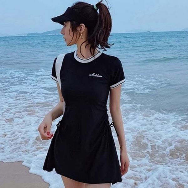 스포티 카라 배색 반팔 스커트 투피스 수영복