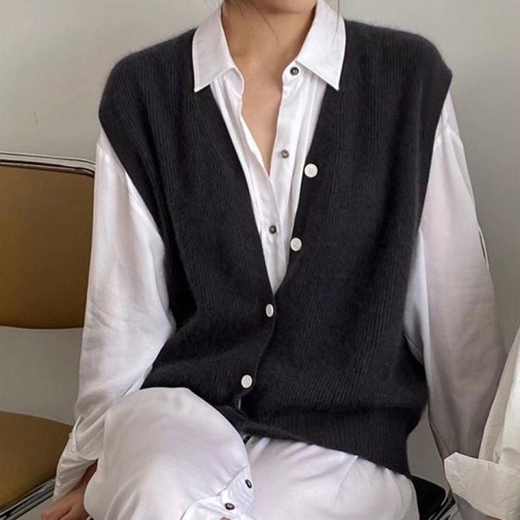 레이어드룩 V넥 니트 베스트 여성 조끼 단추 버튼 가을 겨울 오픈형