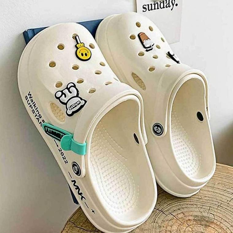 펀칭 여성샌들슬리퍼 크림 여름샌들슬리퍼 여름신발 여름 발이 샌들 슬리퍼 신발
