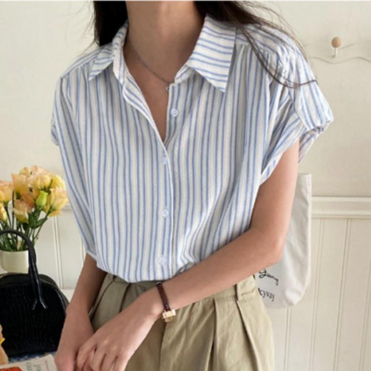 여성 줄무늬 여름 여름블라우스 블라우스 시원한소재 데일리룩 스트라이프 반팔 편한 여성블라우스