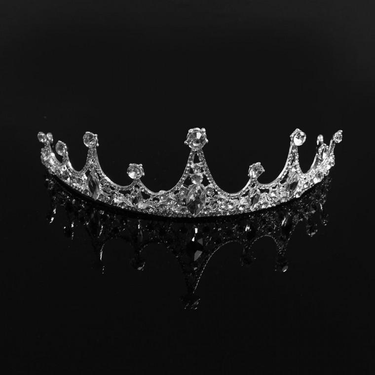 셀프웨딩 크리스탈 티아라 장식-러브잇 셀프웨딩촬영