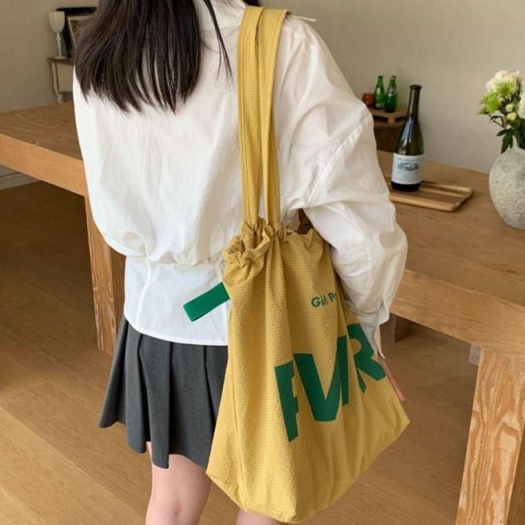 여성 숄더 가방 나일론 쇼퍼 운동 보부상 백 옐로우 여자 숄더백 쇼퍼백 보부상백 데일리