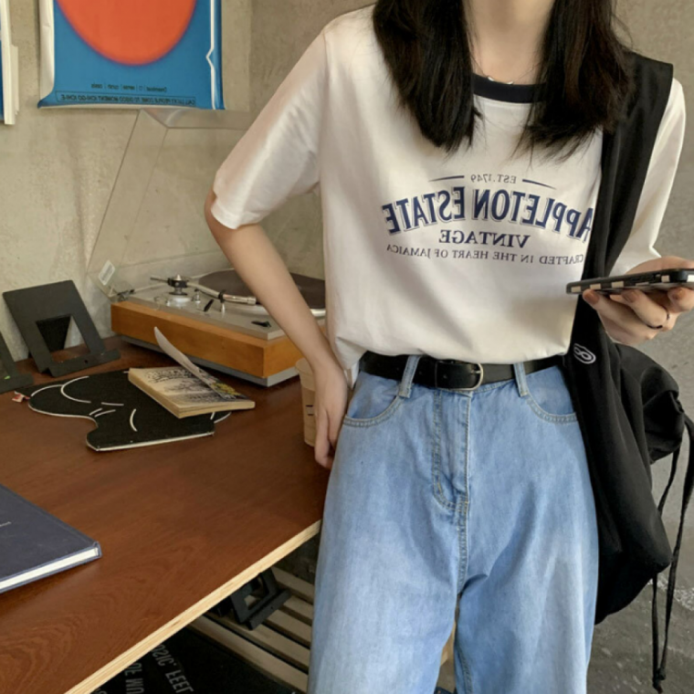 여름 배색 반크롭 반팔티 영문 레터링 여성 캐주얼 데일리룩