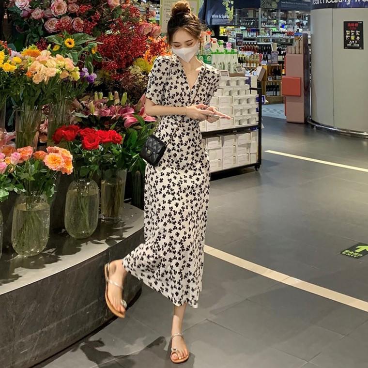 여름 브이넥 예쁜 크로바 패턴 허리 조절끈 원피스