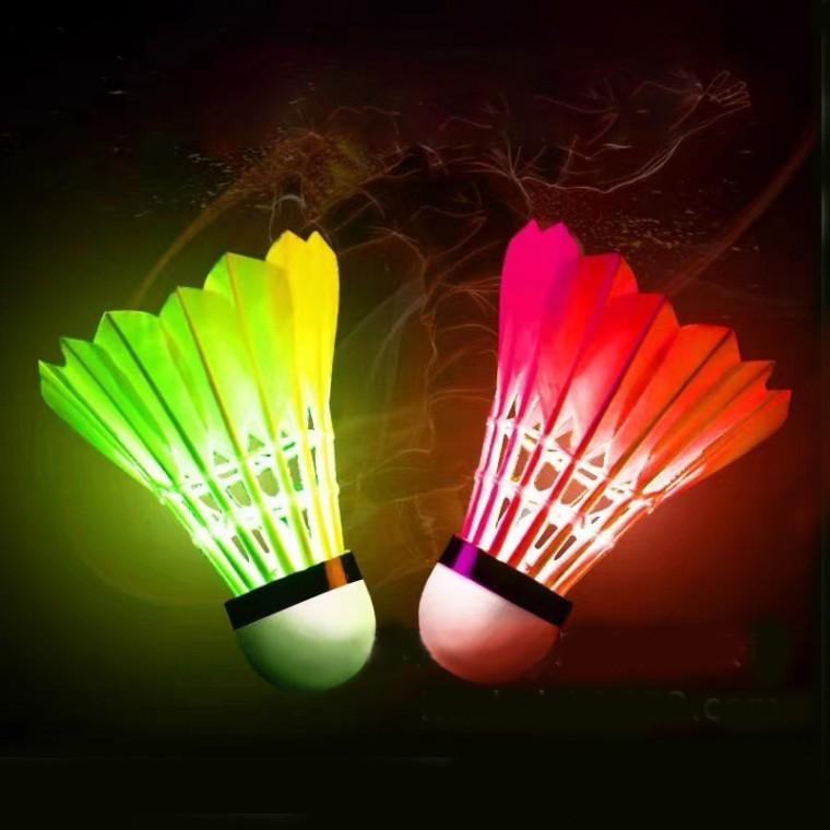 깃털 야간 LED 배드민턴 공4PCS 세트