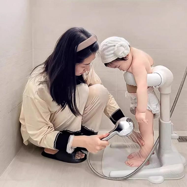 헬프그린 유아 아기 목욕 스탠딩 샤워 보조기구 기저귀갈이대 36개월 샤워핸들