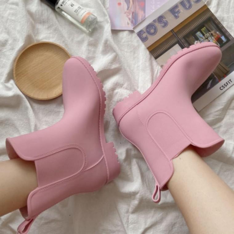 네츄럴 여성 베이직 심플 장화 작업화 레인부츠