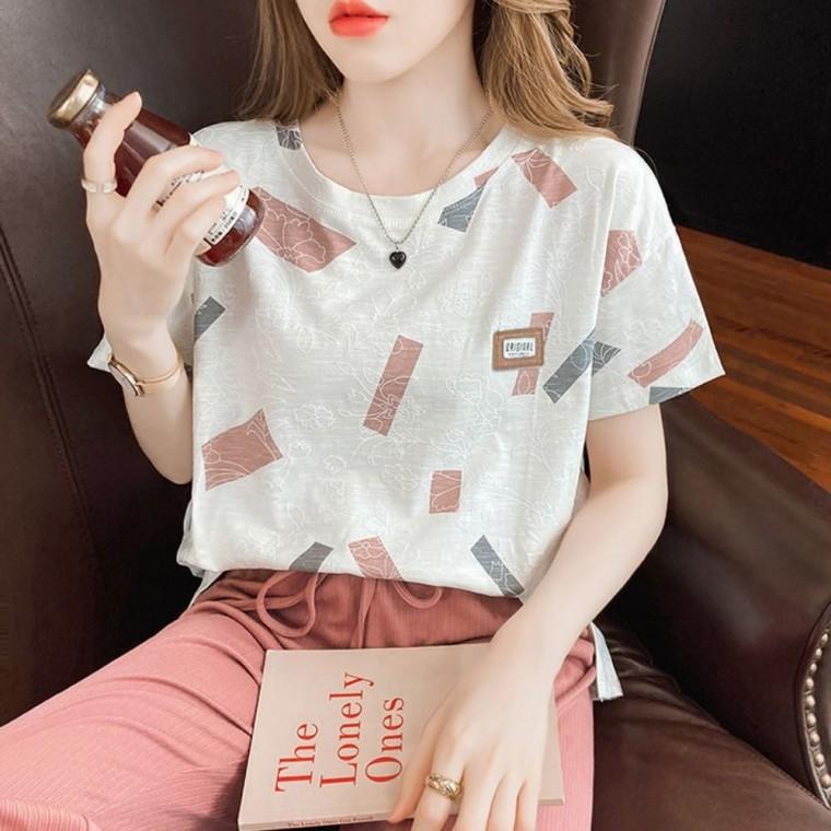 여름 화사한 여성반팔 여성 사각 2컬러 여성티셔츠 U넥티셔츠 꽃무늬
