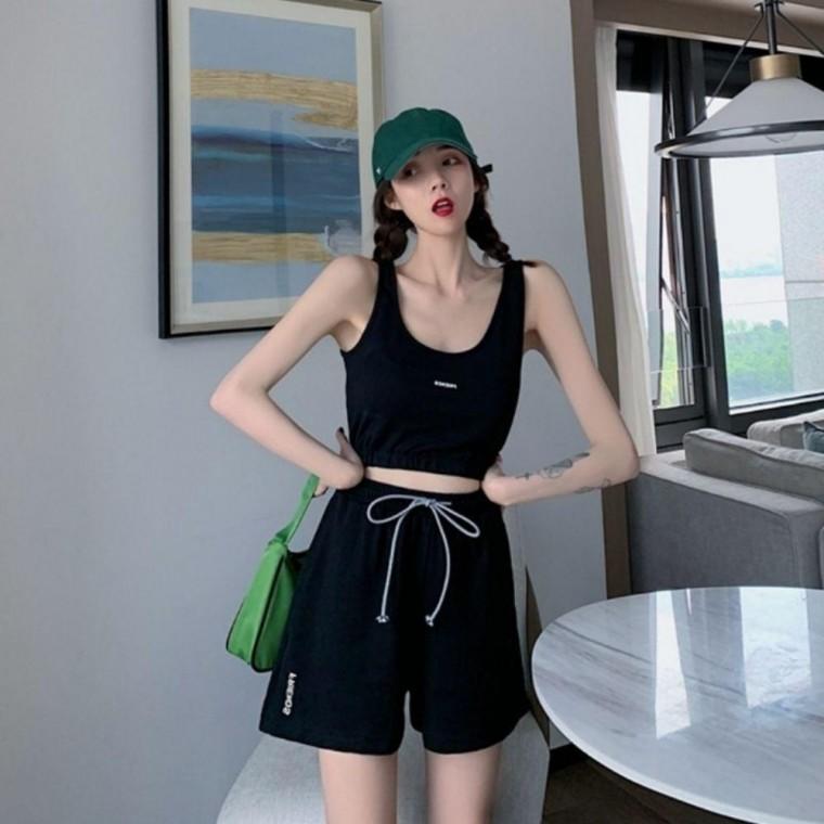 여성트레이닝복 트레이닝세트 여성 심플 반바지 여름 여성추리닝 4컬러 크롭 나시