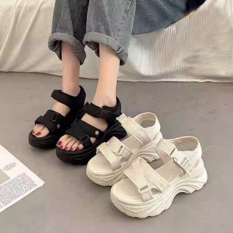 키높이 여성 발편한 퀄팅 샌들 6cm 여름 여자 슬리퍼 신발 운동화 여성스 트랩 통굽