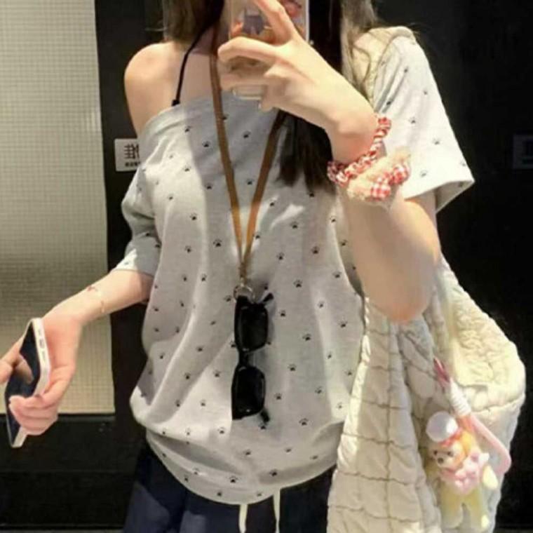 오프 꾸안꾸 여행룩 어깨 데일리티셔츠 여름데일리룩 휴가룩 썸머티셔츠