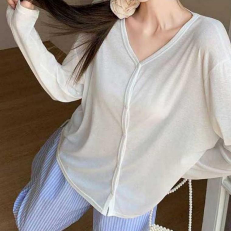 여성 여름 브이넥 루즈핏 긴팔 살안타템 시스루 가디건