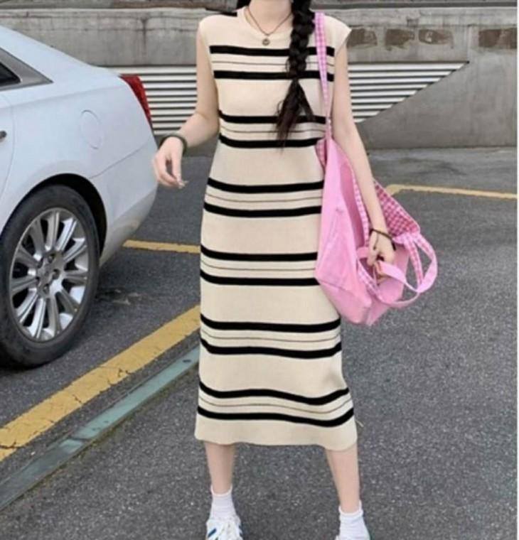 여성 여름 스트라이프 민소매 롱 원피스 슬리브리스 나시 롱원피스