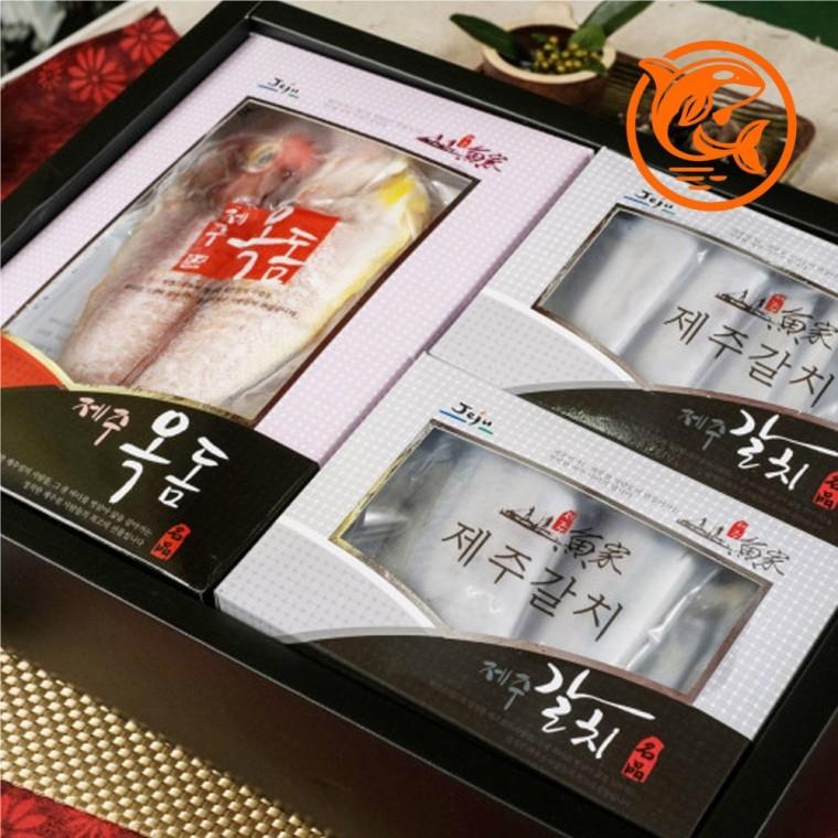 해산물 선물세트 신선한 은갈치 두마리와 참옥돔 세마리 정성껏 포장된
