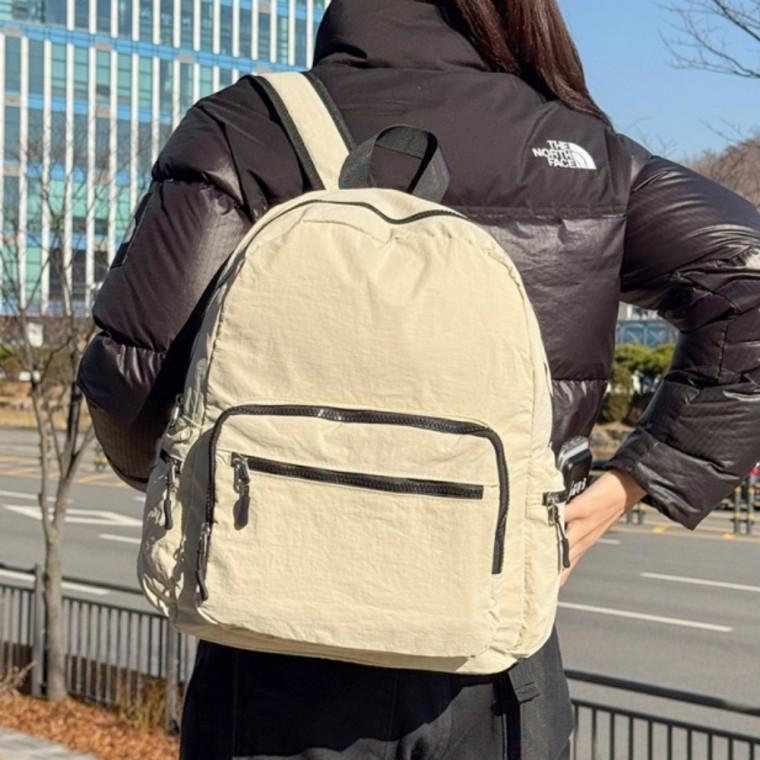 캐주얼 수납백팩 데일리백 여성백팩 캐주얼백 데일리 가벼운 심플백팩
