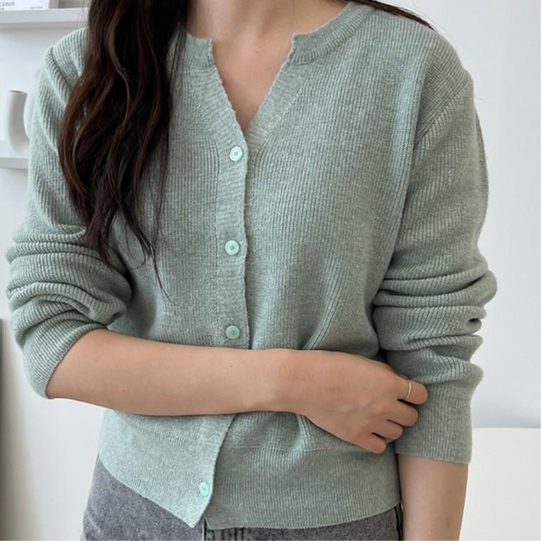 데일리코디 여성가디건코디 여성스러운코디 데이트룩 간절기룩 가을가디건 여성가디건 심플룩 캐주얼룩