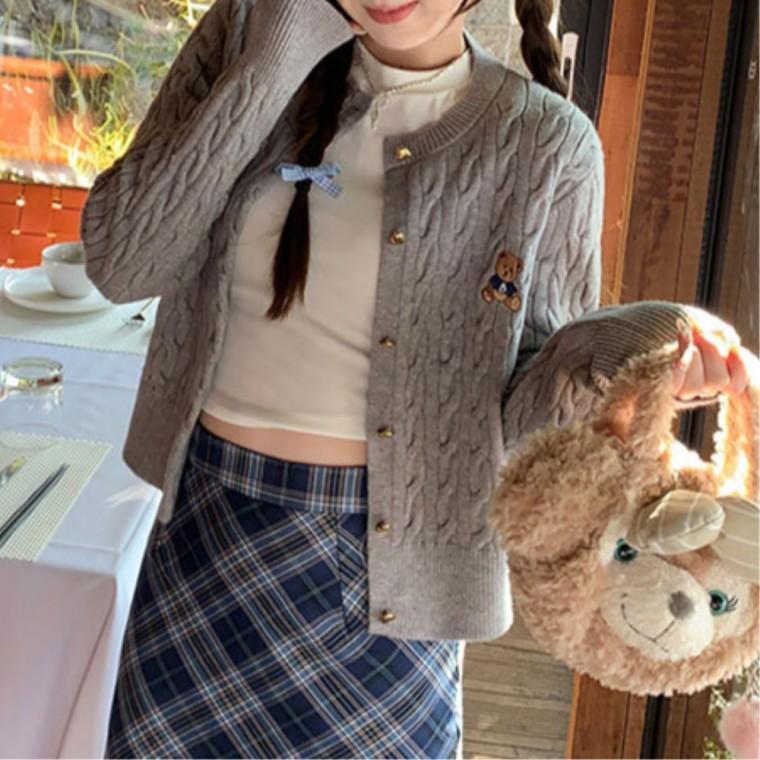 캐주얼 청바지와잘어울리는 데이트룩 10대여성 30대여성 20대여성가디건 데일리코디 기본가디건 베이직룩