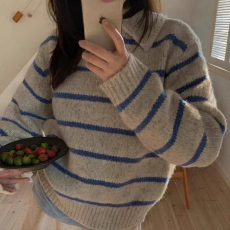 카라니트티 스트라이프 긴팔티셔츠 커플티셔츠 캐주얼룩코디 데일리코디아이템 일상룩 간절기티셔츠 깔끔한