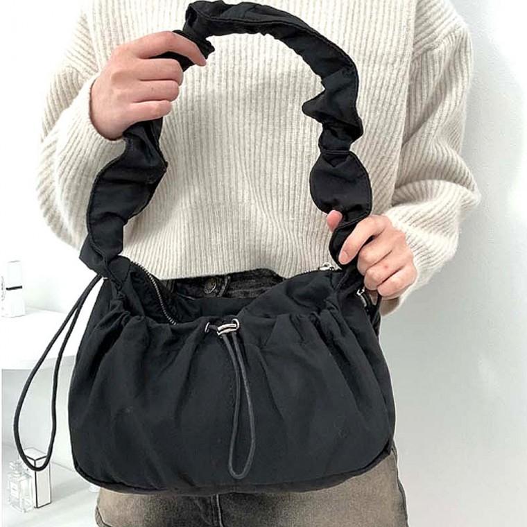 여성 가볍고 트렌디한 데일리백 곱창끈 셔링 숄더백