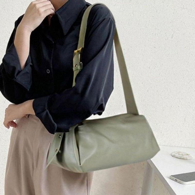 심플 디자인 데일리 스트랩 와이드 클래식 여자 바게