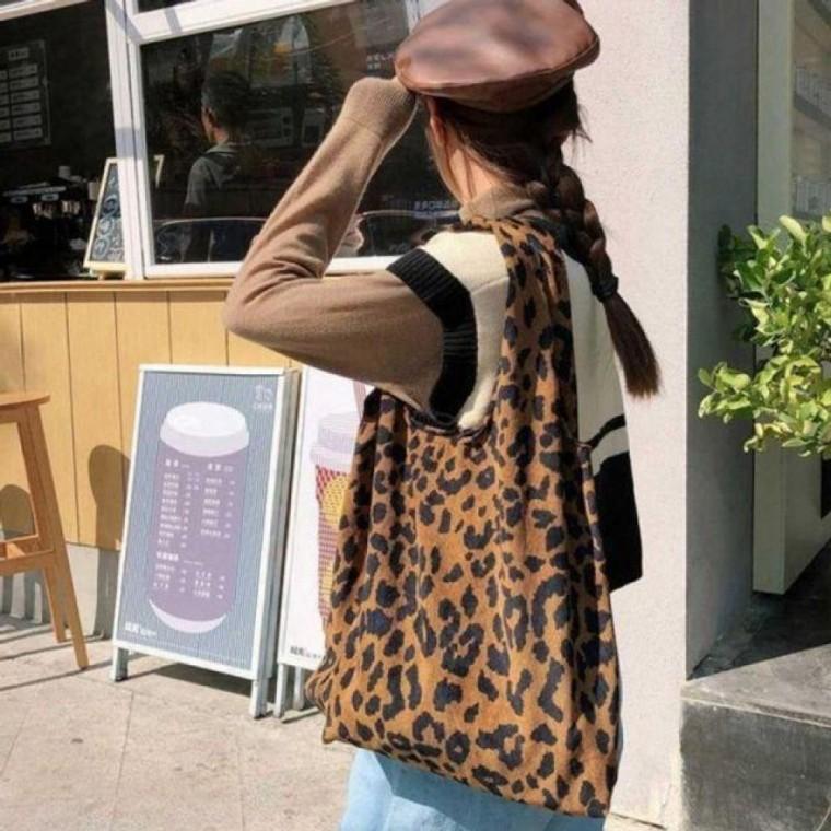 에코 숄더백 데일리 호피 여자 클래식 문의 큰가방 어