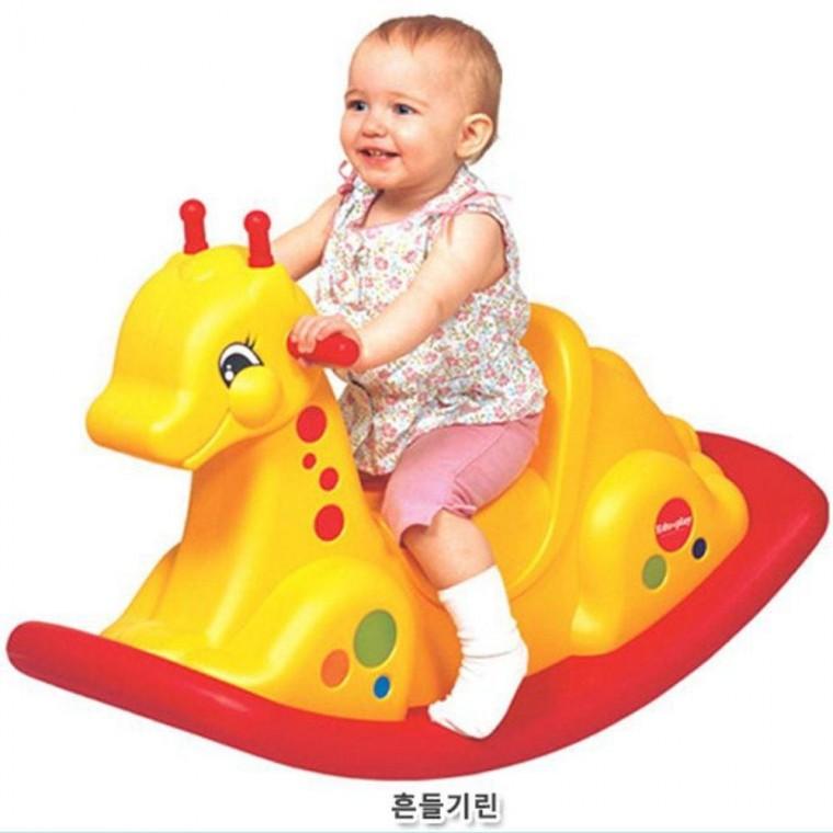 승용완구 기린 흔들