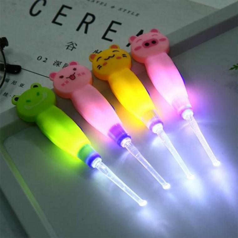 LED 캐릭터 라이트 귀지 귀 청소 귀이개 귀파개