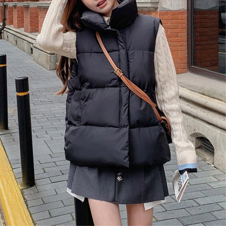 여성용 20대여성 레이어드 니트티 패딩조끼 나들이 가벼운 경량패딩점퍼 편안하게입을수있는 겨울패딩코디