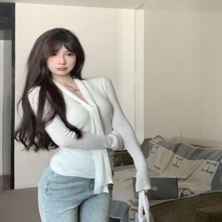 여자브이넥니트 브이넥 여자 스카프