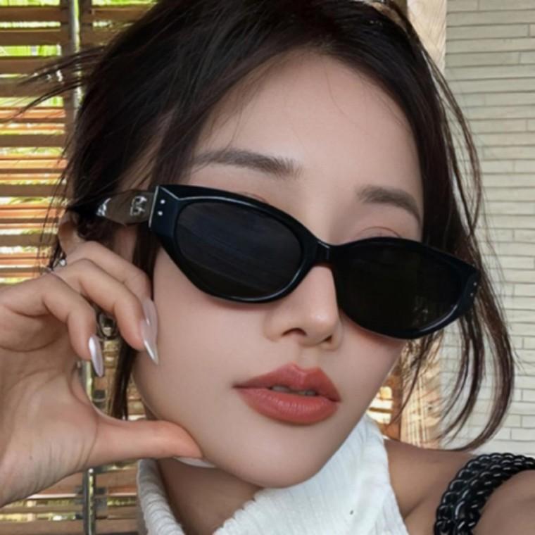 선글라스 뿔테 초경량 고급 패션 데일리