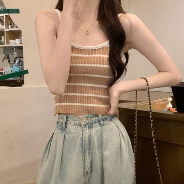 발랄한 느낌 여성 나시티 슬림한 스트랩으로 더욱 시원한 배색 줄무늬 디자인 레이어드 민소매
