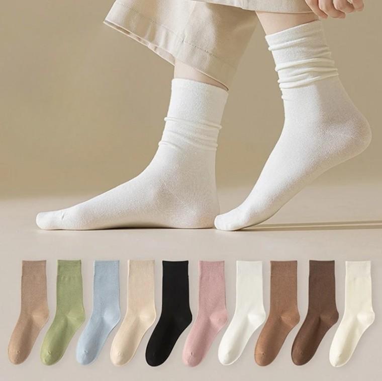 주넬라 여성용 트렌디한 중목 튜브 양말 단색 가을 겨울 복고풍 스타일 양말 흰색 양말 긴 양말