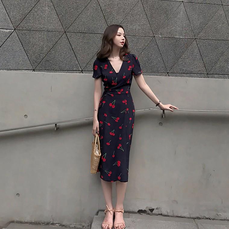 여자 시원한 소재 V라인 네이비 프린팅 랩원피스