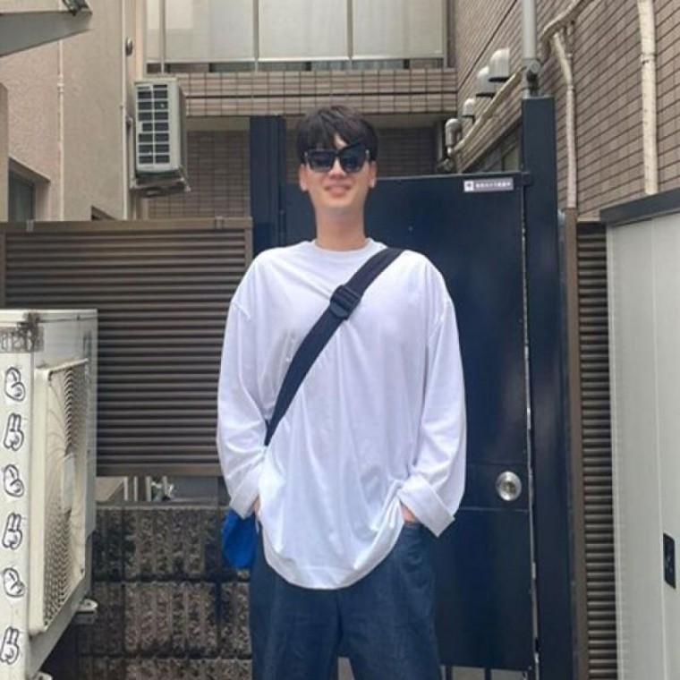비대칭 선글라스 블랙