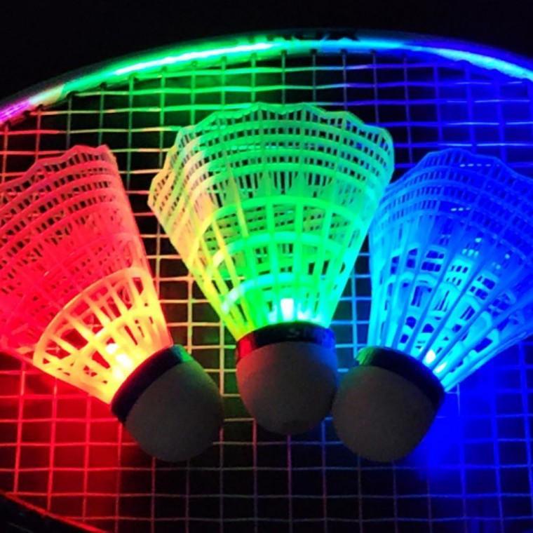 LED 셔틀콕 야외용 야간 운동 불빛 배드민턴공 색상랜덤