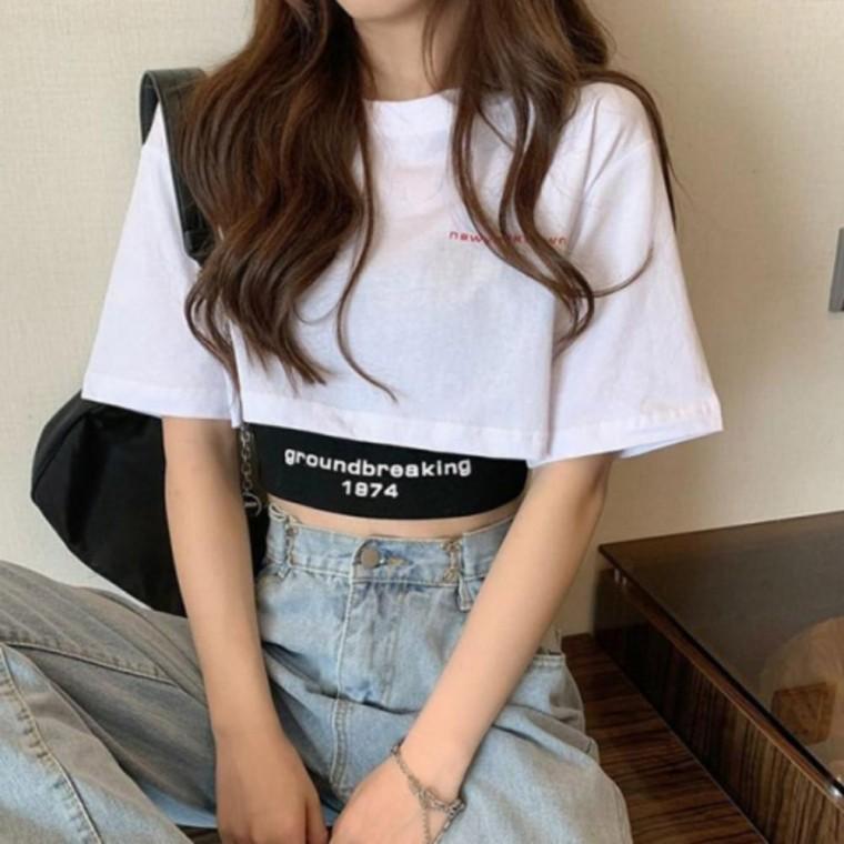뉴욕타운 크롭 레이어드 반팔 티셔츠 여름 여성의류 심플
