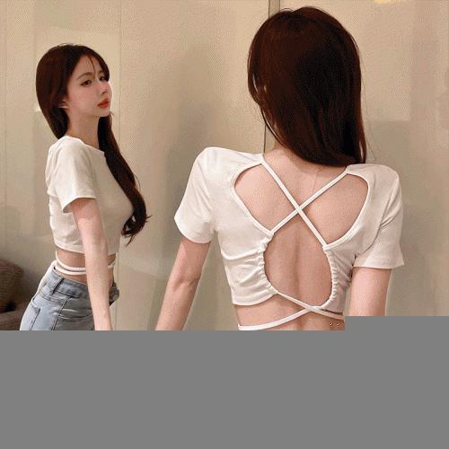 글램 백리스 크로스 스트랩 크롭 반팔 티셔츠 워터밤 피서룩