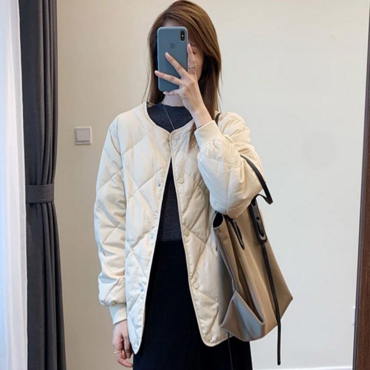 데일리 여성 경량 얇은 패딩 퀄팅 겨울 노카라 패딩